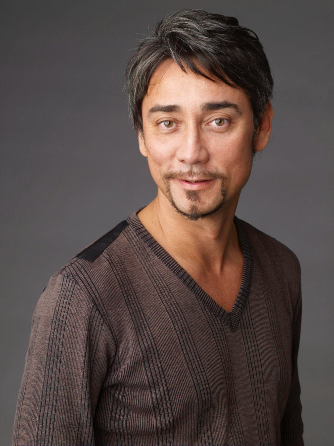 今の日本の音楽、特徴は？ 作りは複雑だけど─最新チャートを知り尽くすクリス・ペプラーが語る